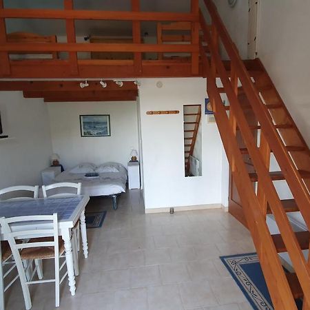 Studio-Mezzanine Dans Villa كانيو سور مير المظهر الخارجي الصورة