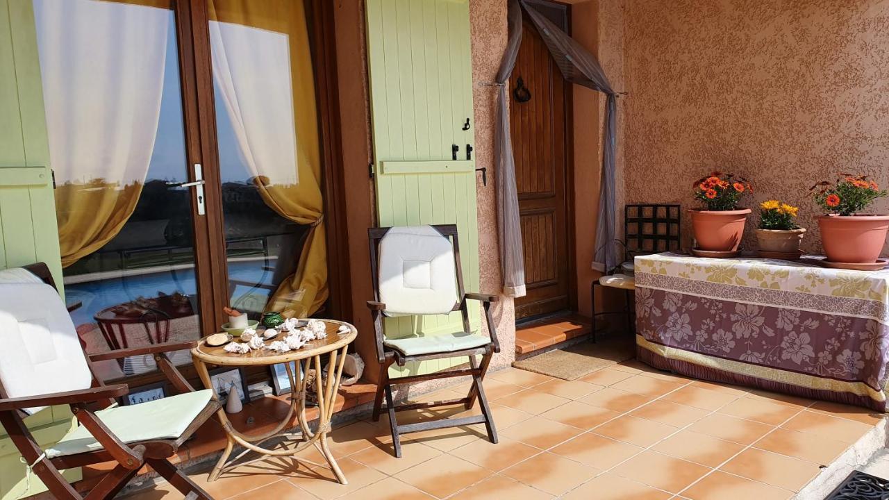 Studio-Mezzanine Dans Villa كانيو سور مير المظهر الخارجي الصورة