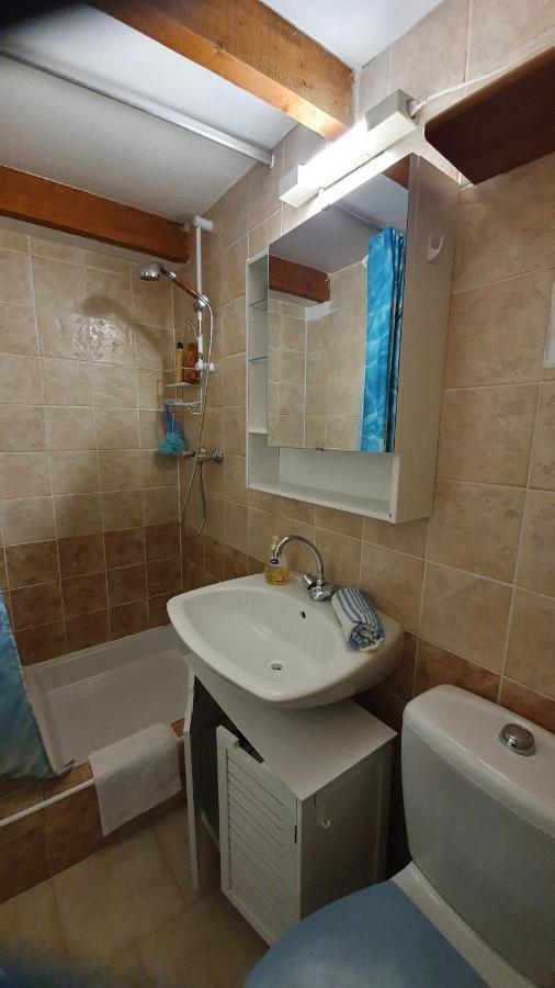 Studio-Mezzanine Dans Villa كانيو سور مير المظهر الخارجي الصورة