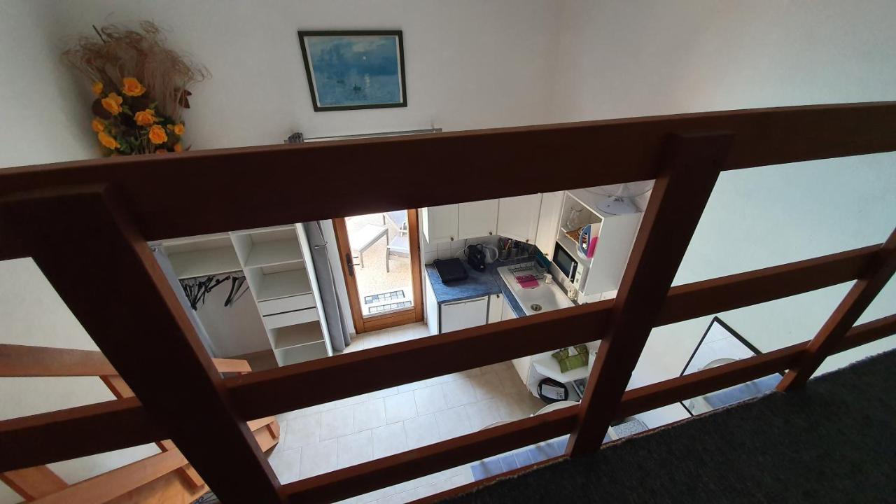 Studio-Mezzanine Dans Villa كانيو سور مير المظهر الخارجي الصورة